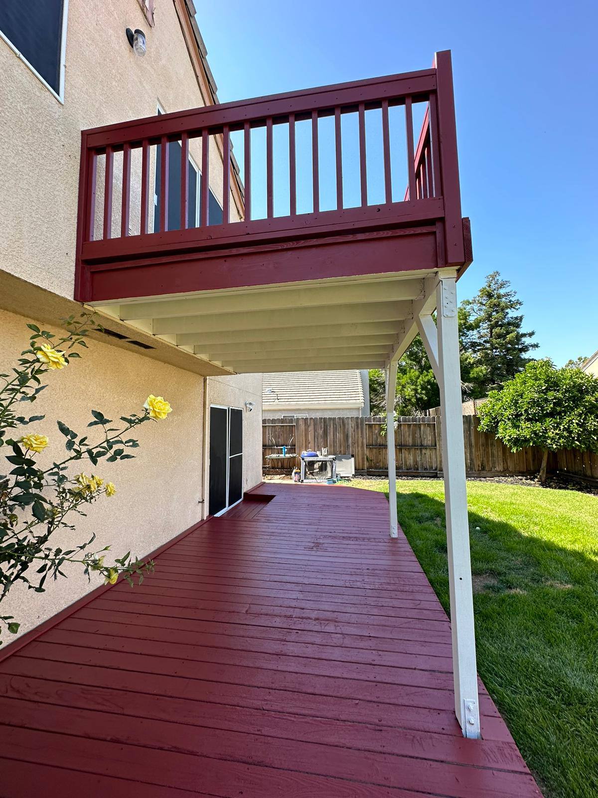 Deck and balcony